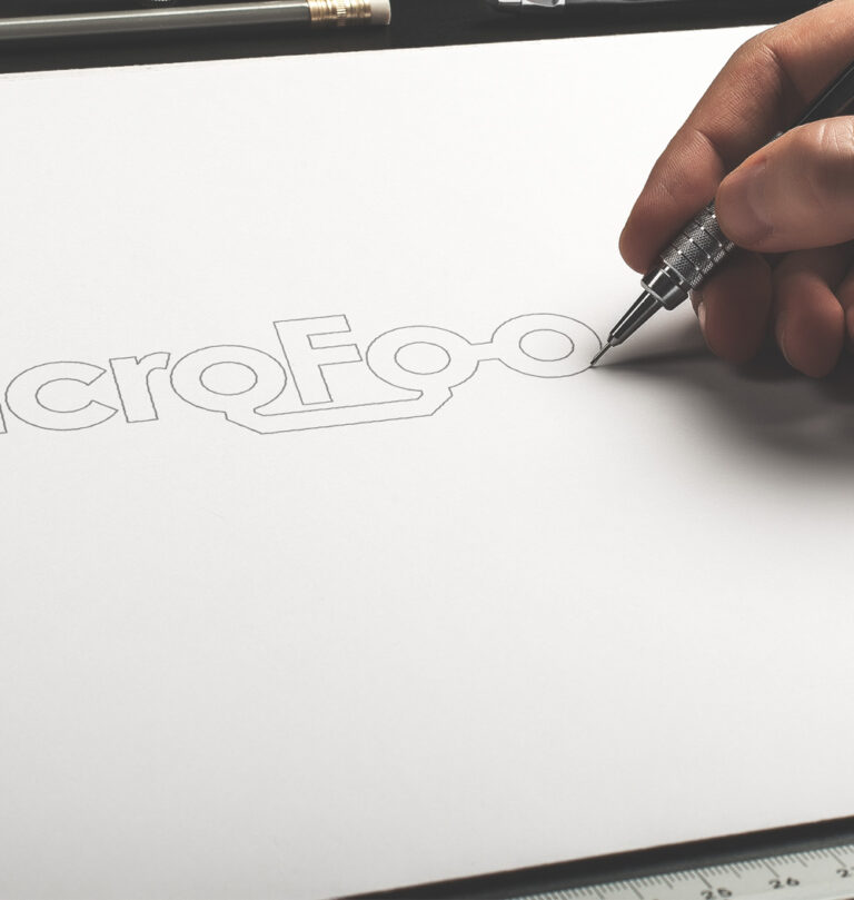 projekt logo dla microfoo